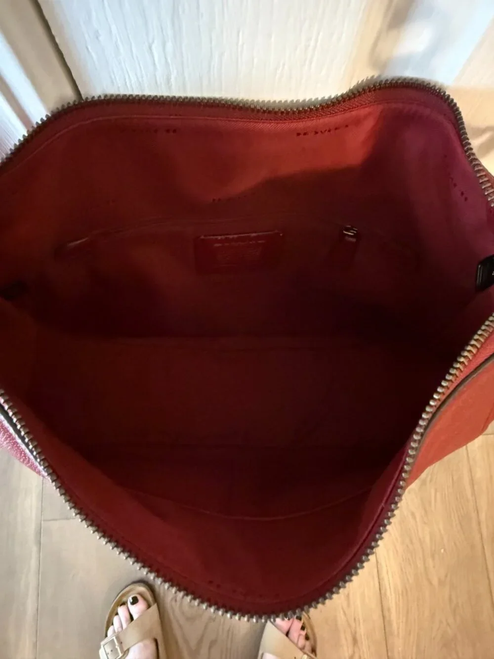 COACH Chelsea Hobo 32 Cherry Red Leather Shoulder Bag Purse Convertible